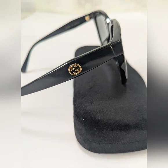 Gucci Women Square Sunglasses GG0800SA 001 Black/Grey Lens 56mm Authentic - Picture 4 of 10